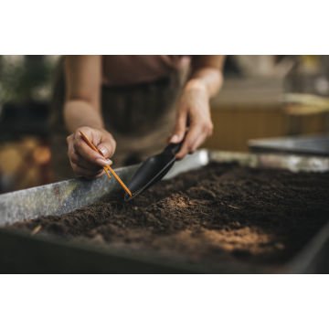 Fiskars 1057641 Solid Tohum Dikme Küreği