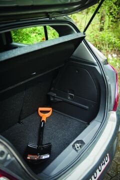 Fiskars 1066715 Solid Araç Kar Küreği