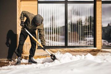 Fiskars 1057178 X Series Kar Küreme Küreği