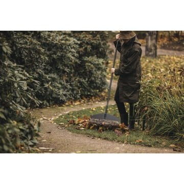 Fiskars 1003465 Solid Çim ve Yaprak Tırmığı L