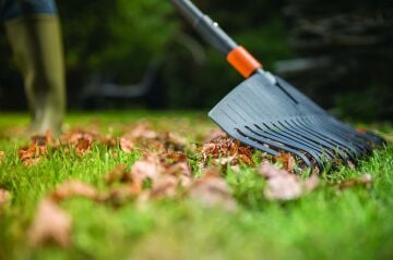 Fiskars 1000642 QuikFit Yaprak Tırmığı L