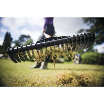 Fiskars 1000655 QuikFit Havalandırma Tırmığı