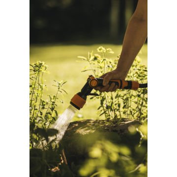 Fiskars 1023665 Çoklu Sulama Tabancası