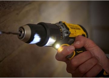 Stanley SBD715D2K Akülü Darbeli Matkap Vidalama 18V 2X2.0Ah