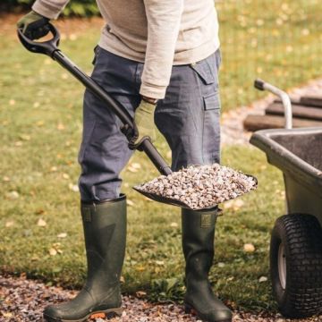 Fiskars 1066713 Ergonomik Pro Geniş Ağızlı Ağır İş Küreği
