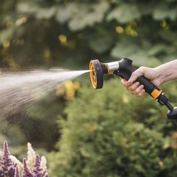 Fiskars 1067195 Fibercomp 5 Fonksiyonlu Sulama Tabancası