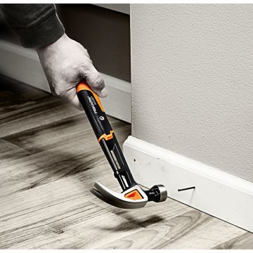 Fiskars 1027202 IsoCore Kavisli Çekiç M