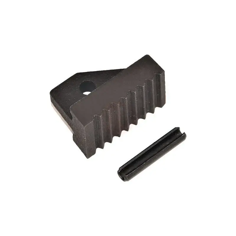 İzeltaş  14'' Ağır Tip Boru Anahtarı Yedek Parçası Alt Çene Ve Pim (2110100414)