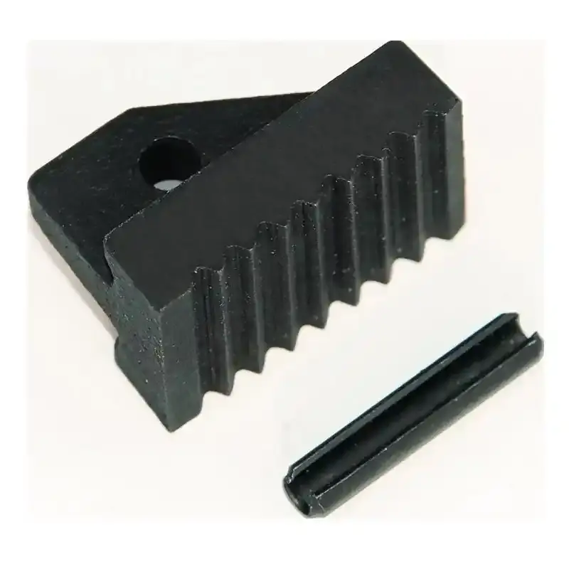 İzeltaş  18'' Ağır Tip Boru Anahtarı Yedek Parçası Alt Çene Ve Pim (2110100418)